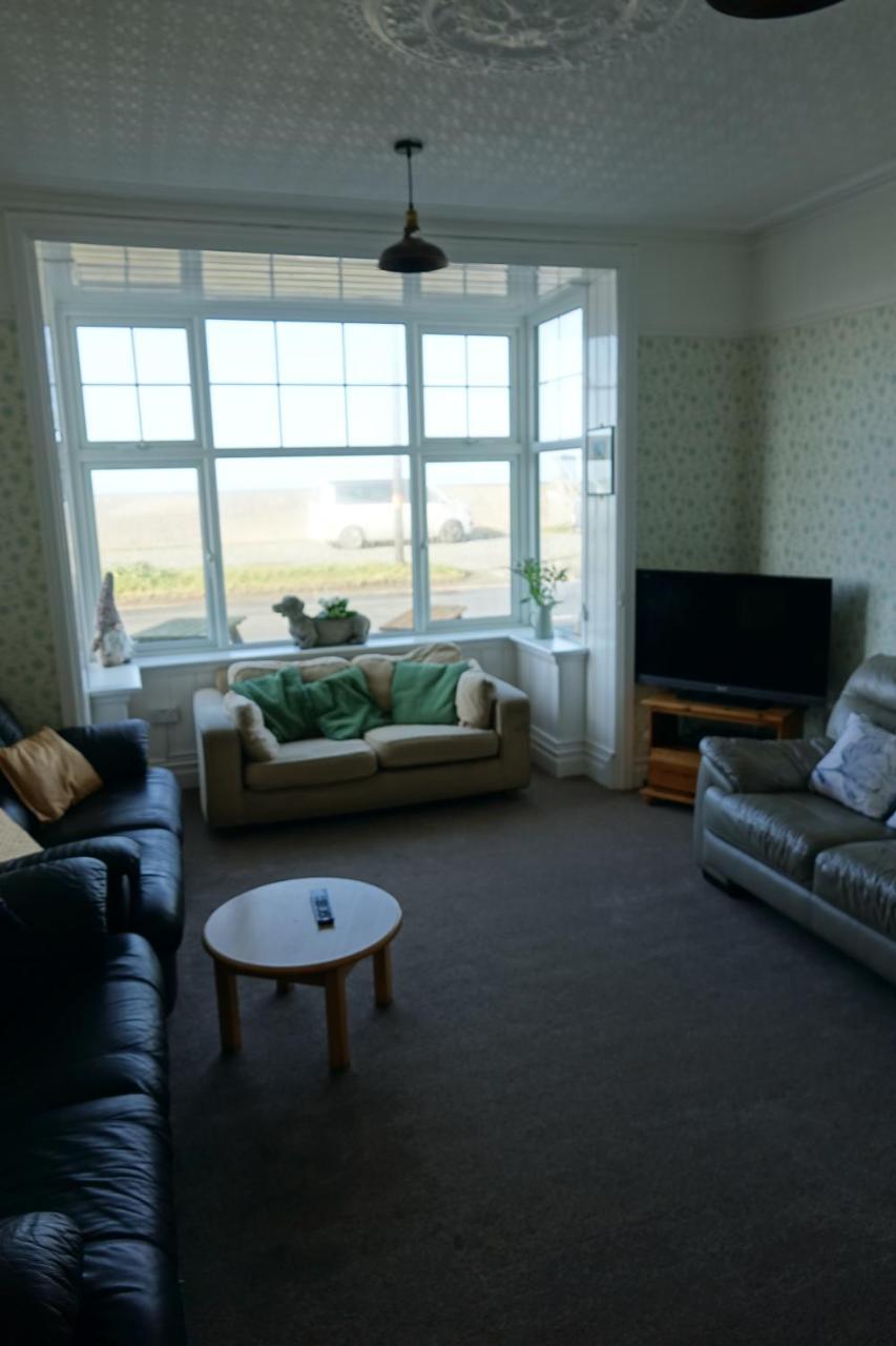 Yha Borth Hostel Buitenkant foto
